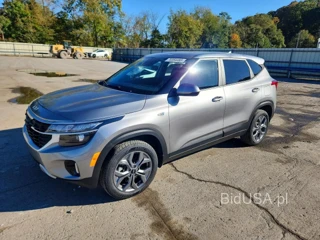 KIA SELTOS LX