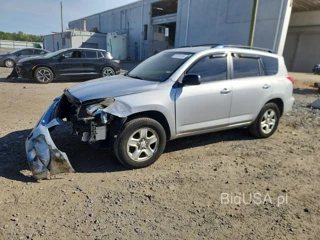 TOYOTA RAV4 BASE