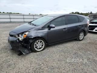 TOYOTA PRIUS V THREE