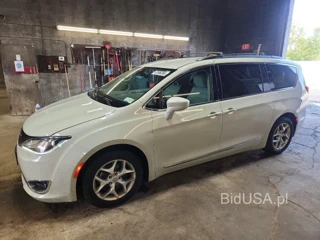 CHRYSLER PACIFICA TOURING L