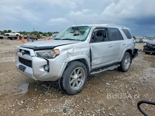 TOYOTA 4RUNNER SR5 PREMIUM