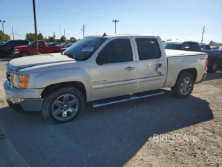 GMC SIERRA K1500 SLT