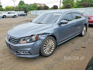 VOLKSWAGEN PASSAT SE
