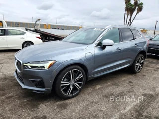 VOLVO XC60 T8 R-DESIGN