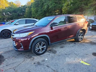 TOYOTA HIGHLANDER LE PLUS