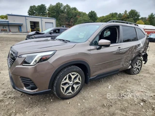 SUBARU FORESTER PREMIUM