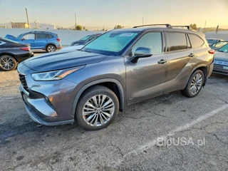 TOYOTA HIGHLANDER HYBRID PLATINUM