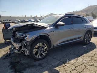 AUDI E-TRON PREMIUM