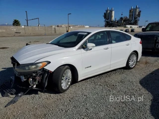 FORD FUSION SE HYBRID