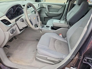 CHEVROLET TRAVERSE LS