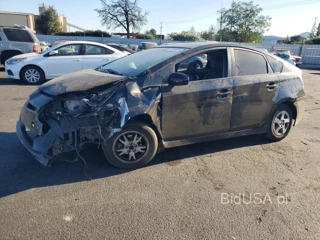 TOYOTA PRIUS IV