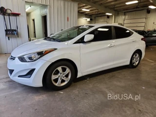 HYUNDAI ELANTRA SE