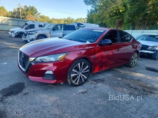 NISSAN ALTIMA SR