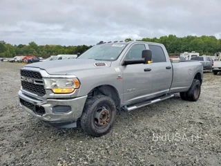 RAM 3500 TRADESMAN