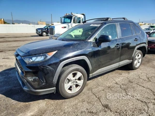 TOYOTA RAV4 LE