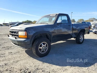 DODGE DAKOTA