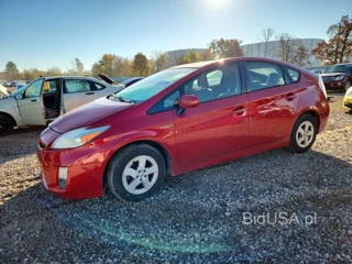 TOYOTA PRIUS THREE