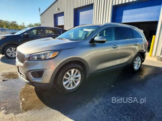 KIA SORENTO LX