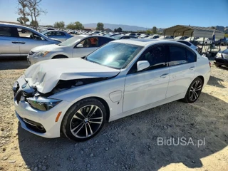 BMW 330E