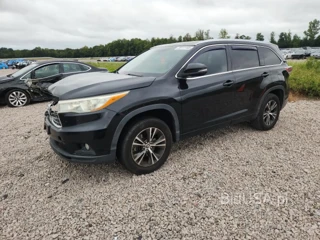 TOYOTA HIGHLANDER XLE