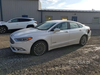 FORD FUSION TITANIUM HEV