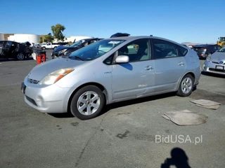 TOYOTA PRIUS BASE