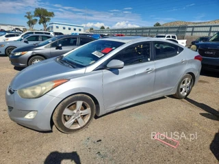 HYUNDAI ELANTRA GLS