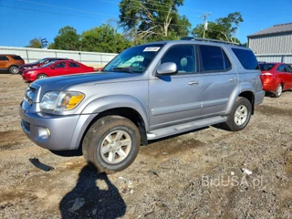 TOYOTA SEQUOIA SR5