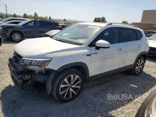 VOLKSWAGEN TAOS SE