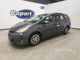 TOYOTA PRIUS V THREE