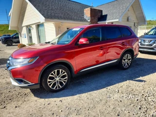 MITSUBISHI OUTLANDER SE