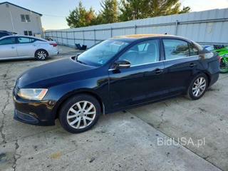 VOLKSWAGEN JETTA SE