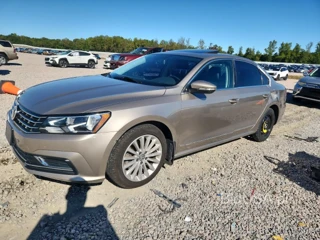 VOLKSWAGEN PASSAT SE