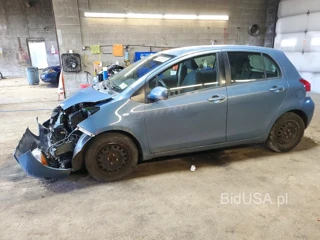 TOYOTA YARIS BASE