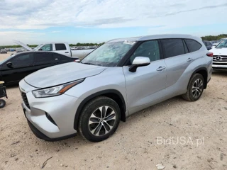 TOYOTA HIGHLANDER XLE