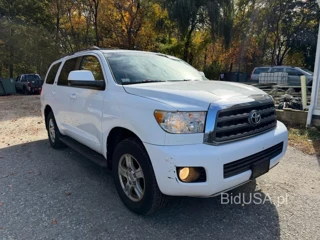 TOYOTA SEQUOIA SR5