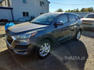 HYUNDAI TUCSON SE