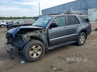 TOYOTA 4RUNNER SR5