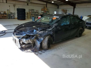 TOYOTA CAMRY SE NIGHTSHADE