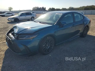 TOYOTA CAMRY SE