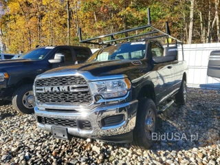 RAM 2500 TRADESMAN