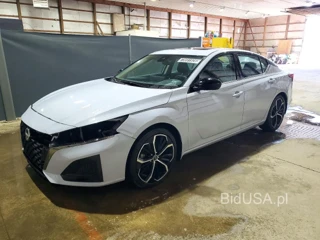 NISSAN ALTIMA SR