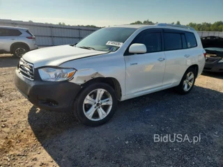 TOYOTA HIGHLANDER LIMITED