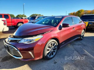 TOYOTA AVALON HYBRID XLE PLUS