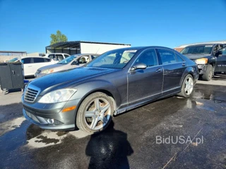 MERCEDES-BENZ S 550