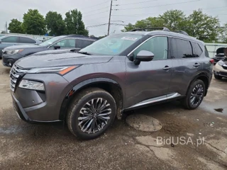 NISSAN ROGUE PLATINUM