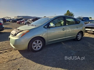 TOYOTA PRIUS BASE