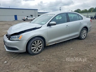 VOLKSWAGEN JETTA SE