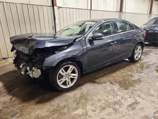 VOLVO S60 PREMIER