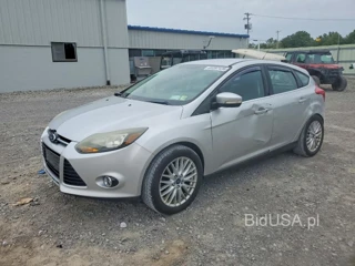 FORD FOCUS TITANIUM